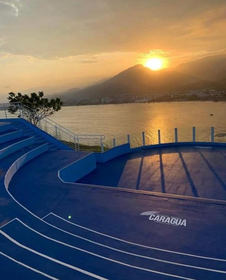 Lindo Apto Praia Martin De Sa Em Condominio Com Piscina, Estacionamento, Wi-Fi 150Mbps,Perto Do Mar!!! Caraguatatuba Dış mekan fotoğraf