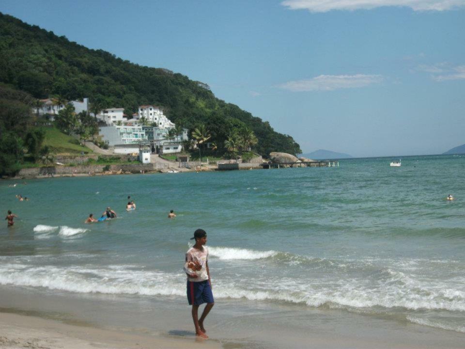 Lindo Apto Praia Martin De Sa Em Condominio Com Piscina, Estacionamento, Wi-Fi 150Mbps,Perto Do Mar!!! Caraguatatuba Dış mekan fotoğraf